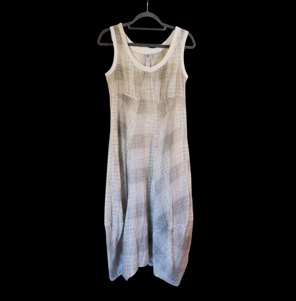 Deca de Vous a Nous Paris White Geometric Lines Lagenlook Midi Dress, Size Small